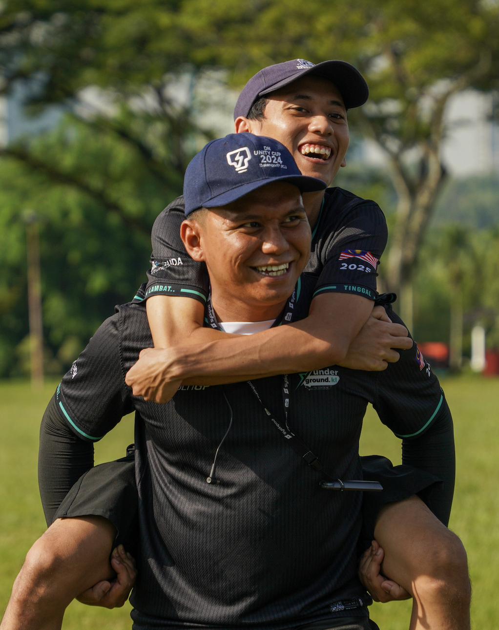 FPV pilot piggy back another FPV pilot